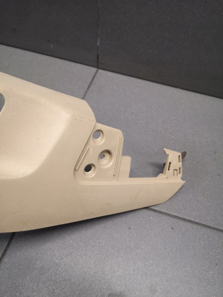 Корпус сиденье lewego vw touareg 7l0881317 кремовый с Разборки