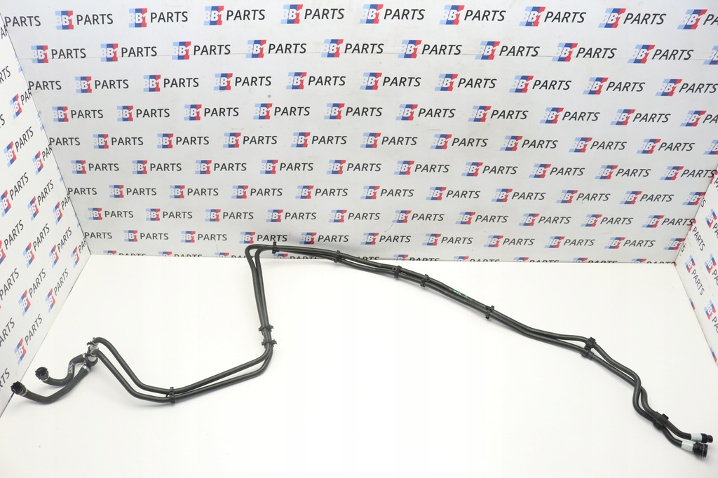 фото №1, Bmw i4 g26 труба шланг wąż wody 8475695 8475697