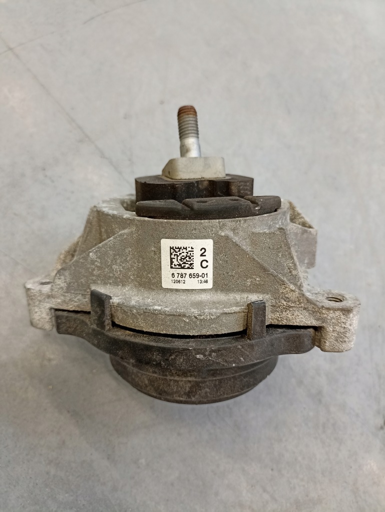 Bmw f20 f21 подушка двигателя 6855460 6787659 в Украине