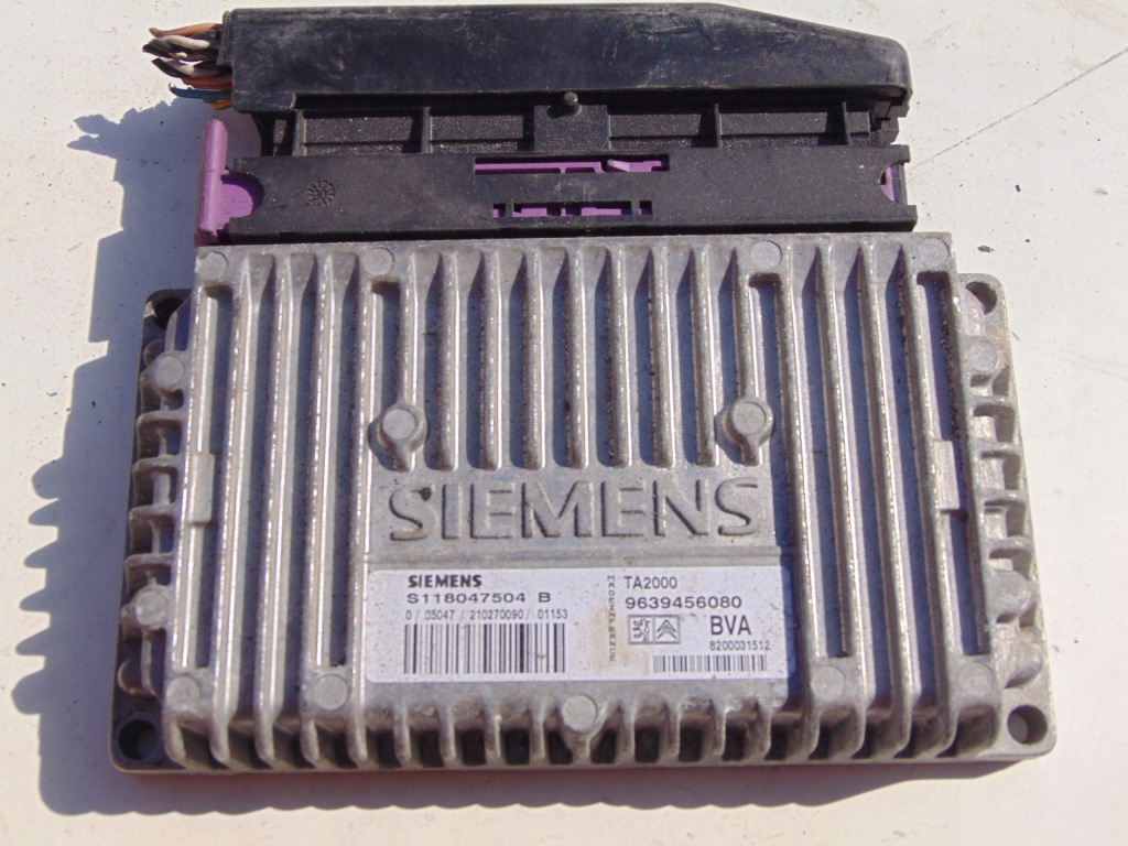 фото №1, Бортовой компьютер siemens s118047504b 9639456080