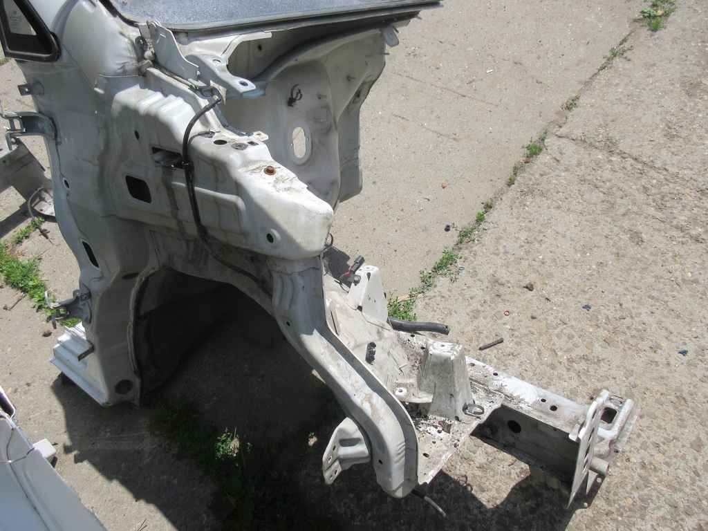 фото №1, Hyundai h-1 лонжерон правая четверть порог блок двигателя