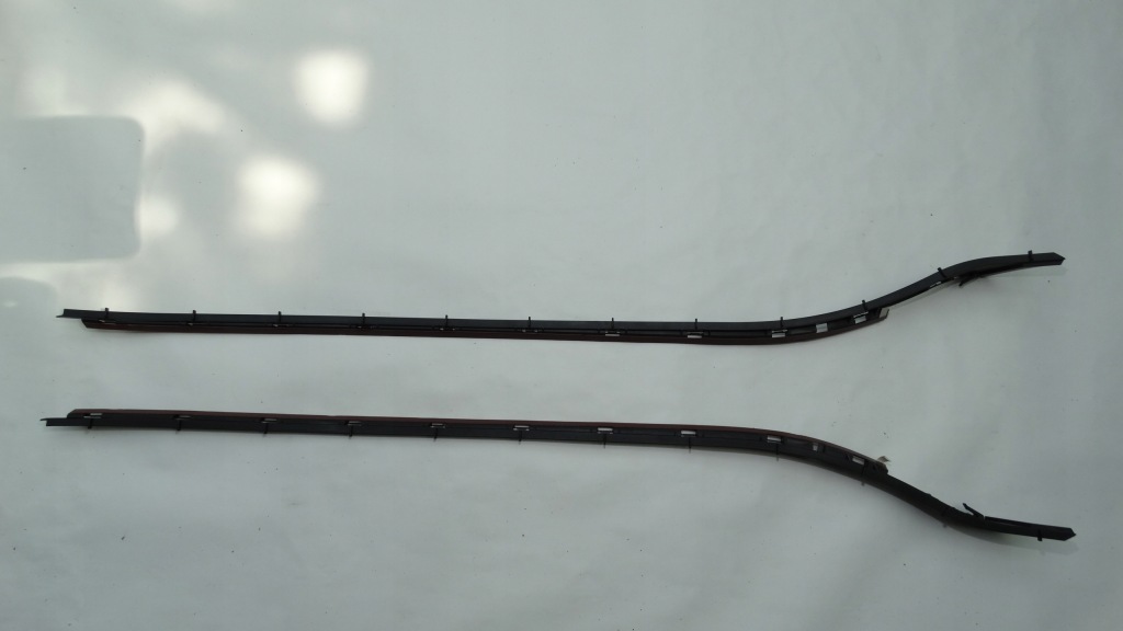 фото №1, Ford c-max молдинг стекло лобовое am51-r03179-aa левая am51-r03178-aa правая