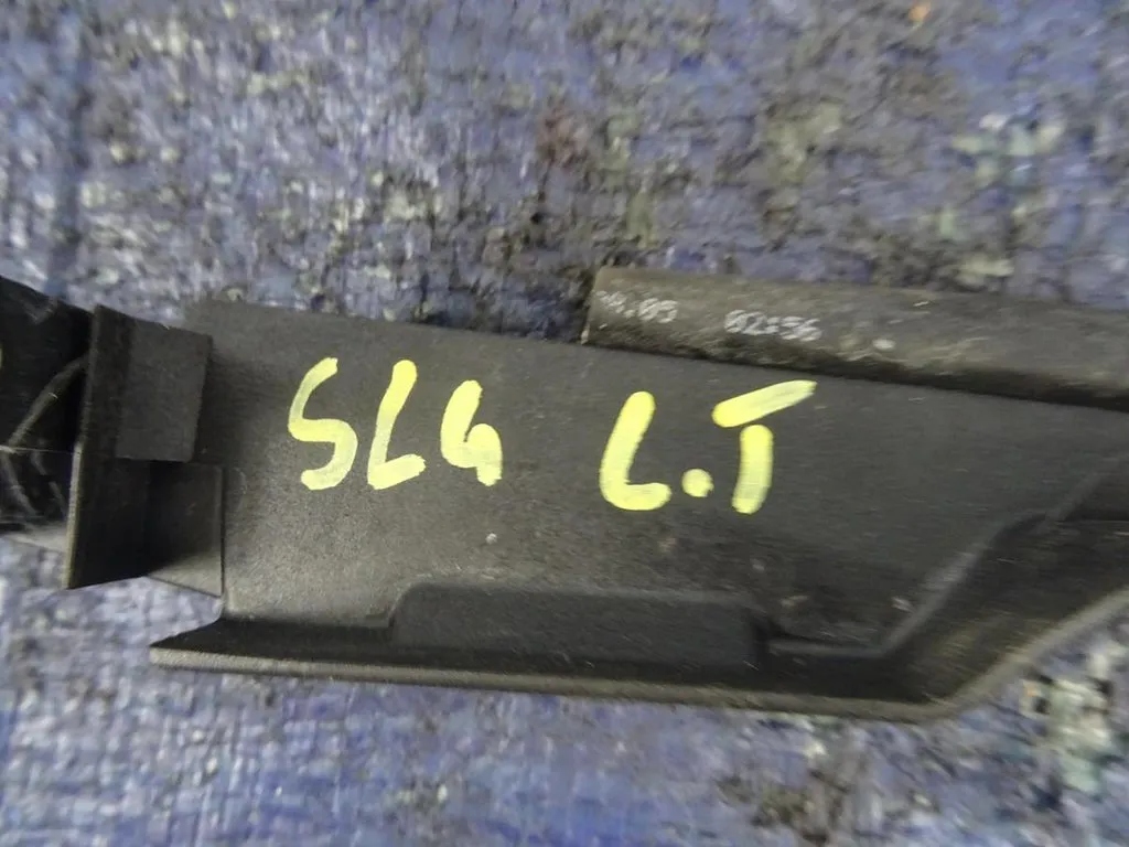 фото №3, Прокладка скло ліва задня mercedes slk r171