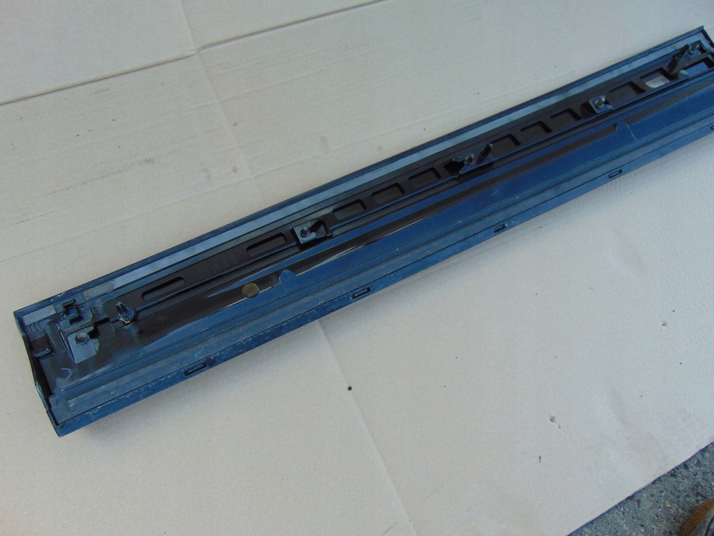 фото №12, Молдинг дверь правый перед audi q2 81a853960b