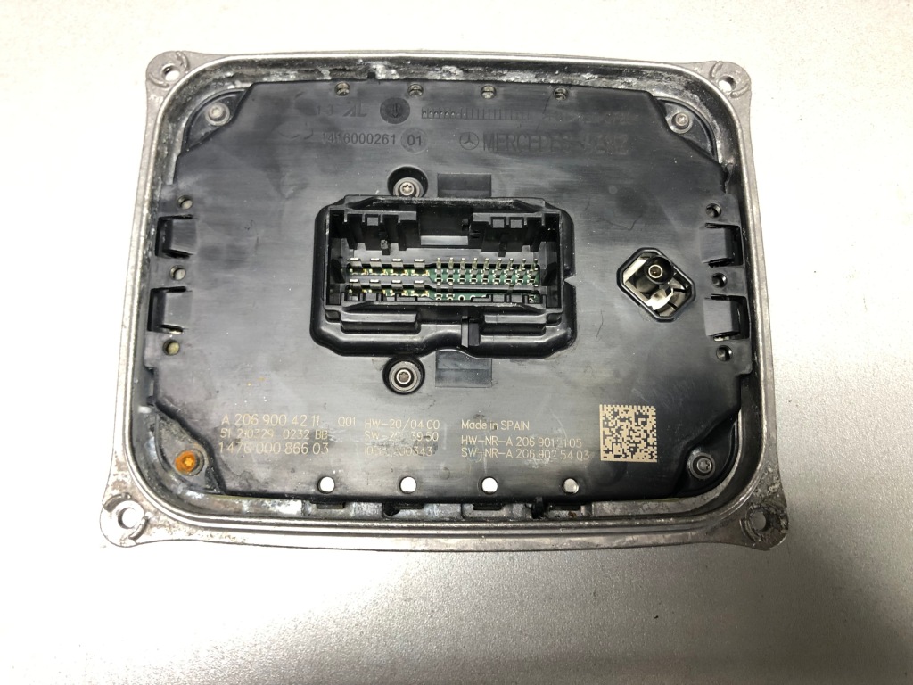 фото №1, Mercedes c 206 преобразователь модуль 2069004211