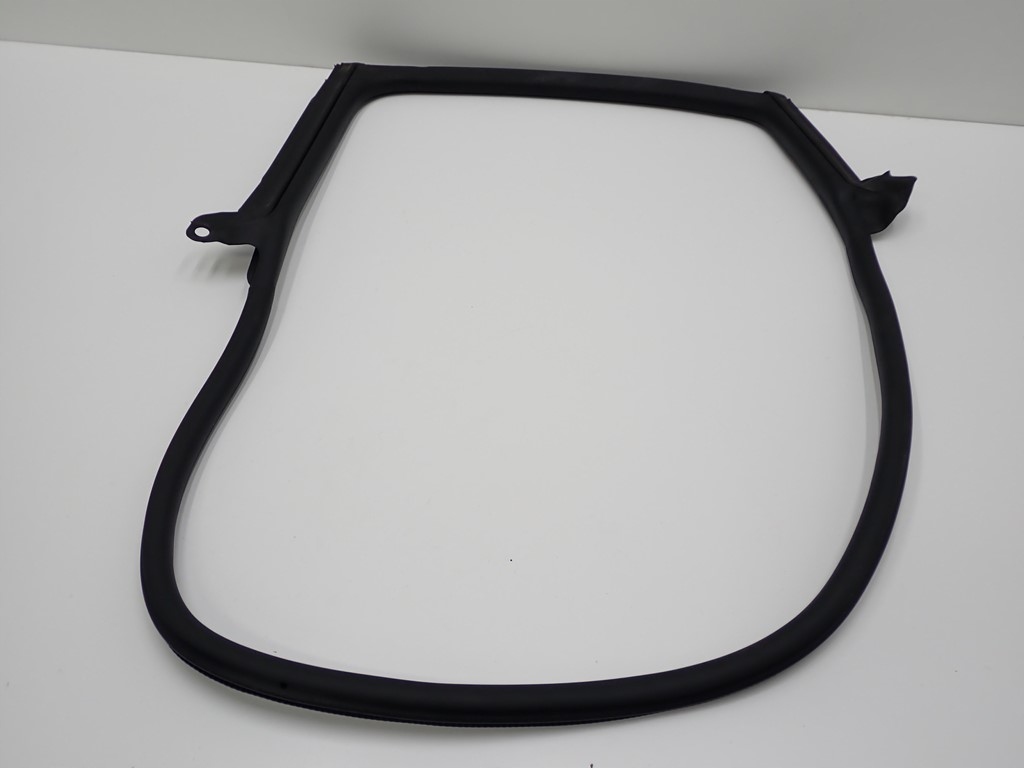 фото №1, Прокладка двері лівий задня sedan porsche taycan 21r