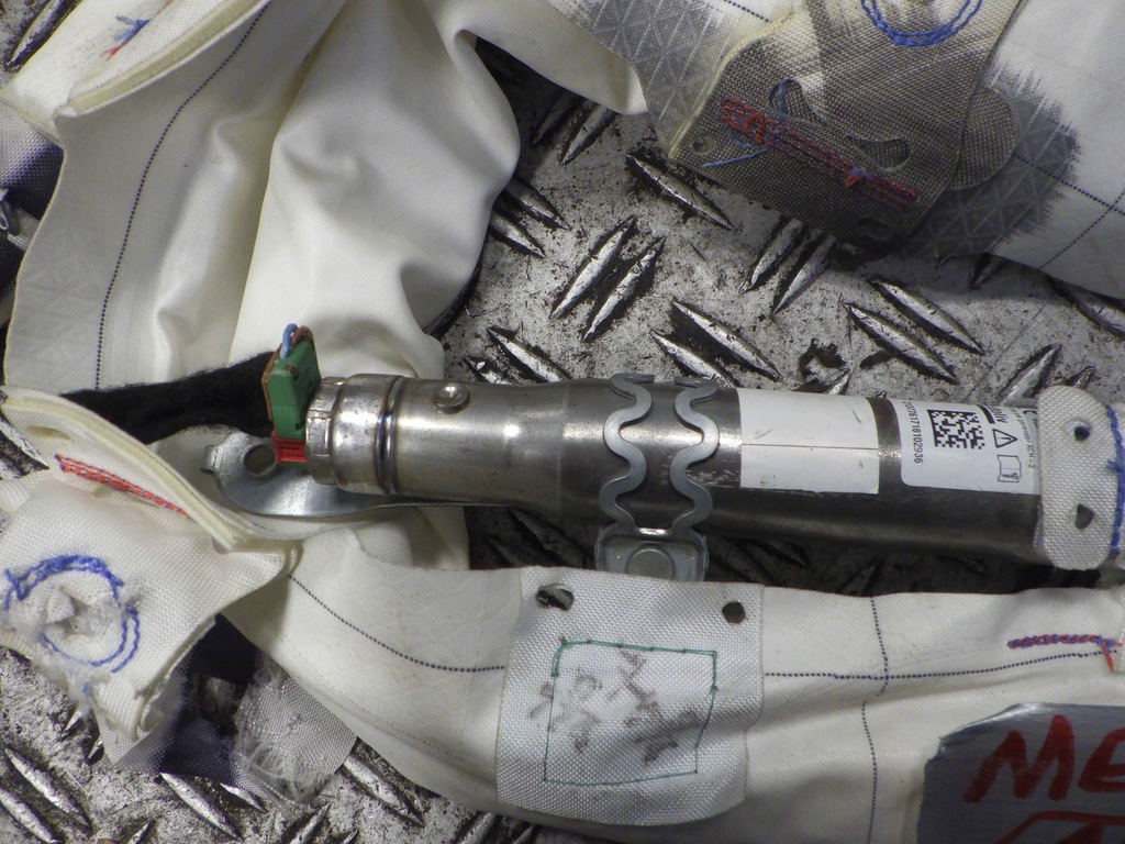 фото №3, Шторка безопасности подушка безопасности правая renault megane iv 4