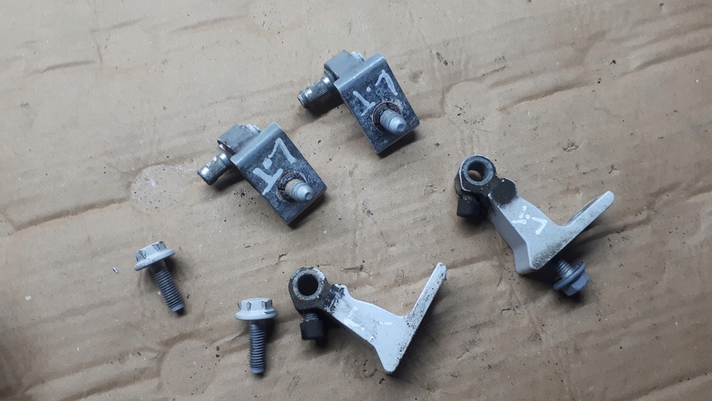 фото №1, S4 b8 lift a4 петля петлі двері лівий задня ls9r