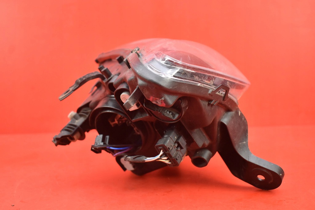 фото №6, Фара правый лампа перед uk dacia sandero 2 ii