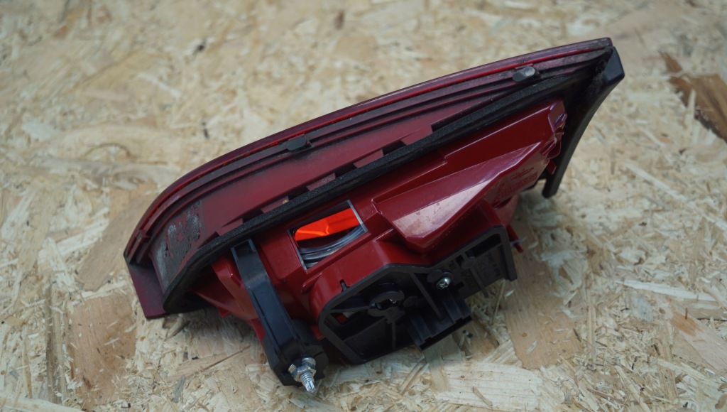 Фара лівий задній audi a4 b8 седан led 8k5945093k Зі Шроту