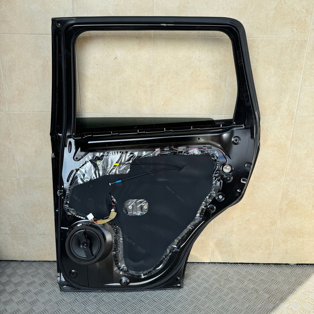 фото №7, Дверь задние правое mitsubishi outlander iii lift 2018 rok