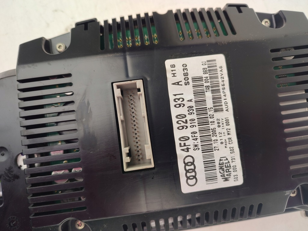 фото №6, Счетчик приборы audi a6 c6 2.4benzyna 4f0920931a europa