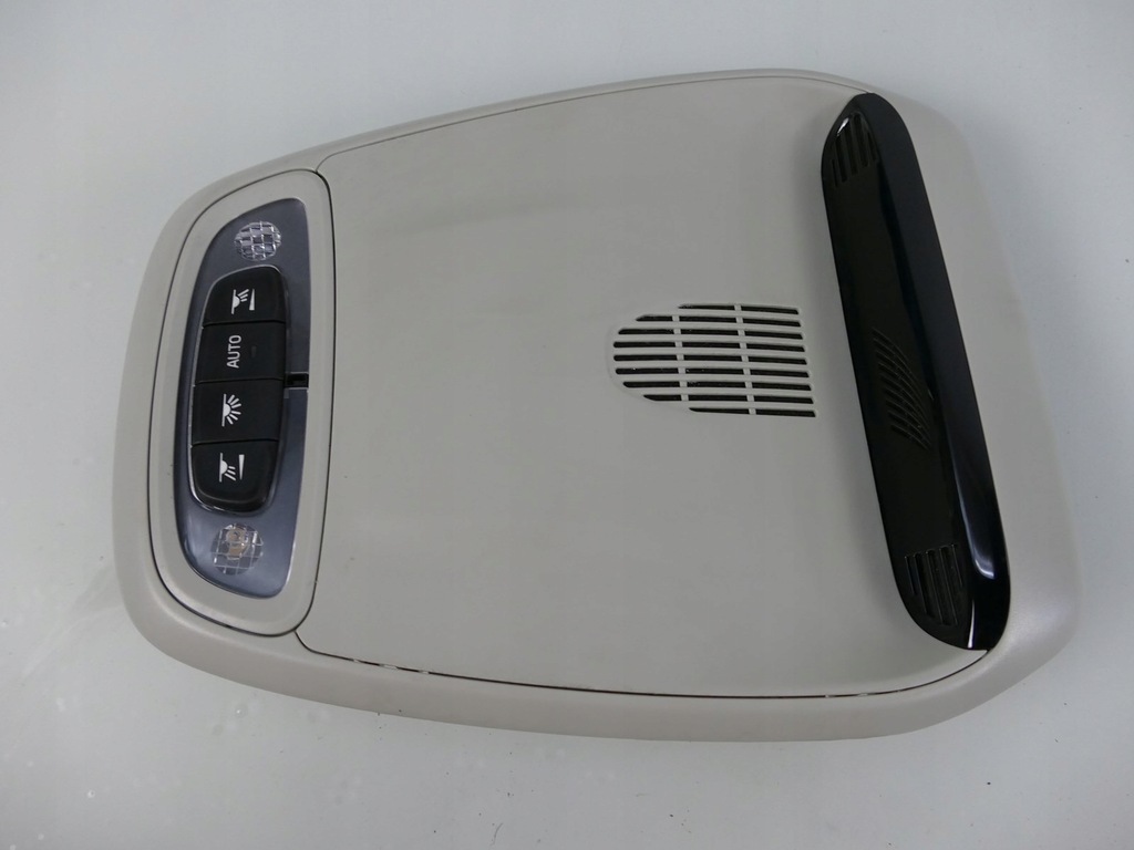 фото №1, Volvo v40 ii лампа потолочный свет кабины