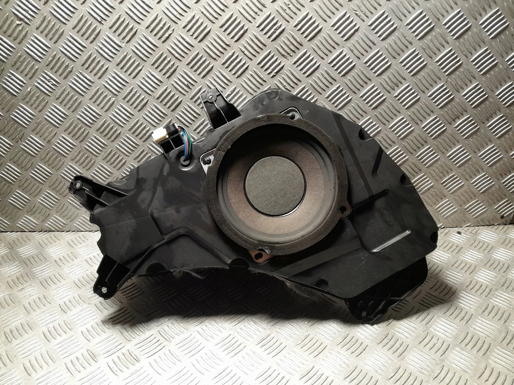 фото №1, Hyundai ix35 сабвуфер динамик низкочастотный tonowy 96380-2s000