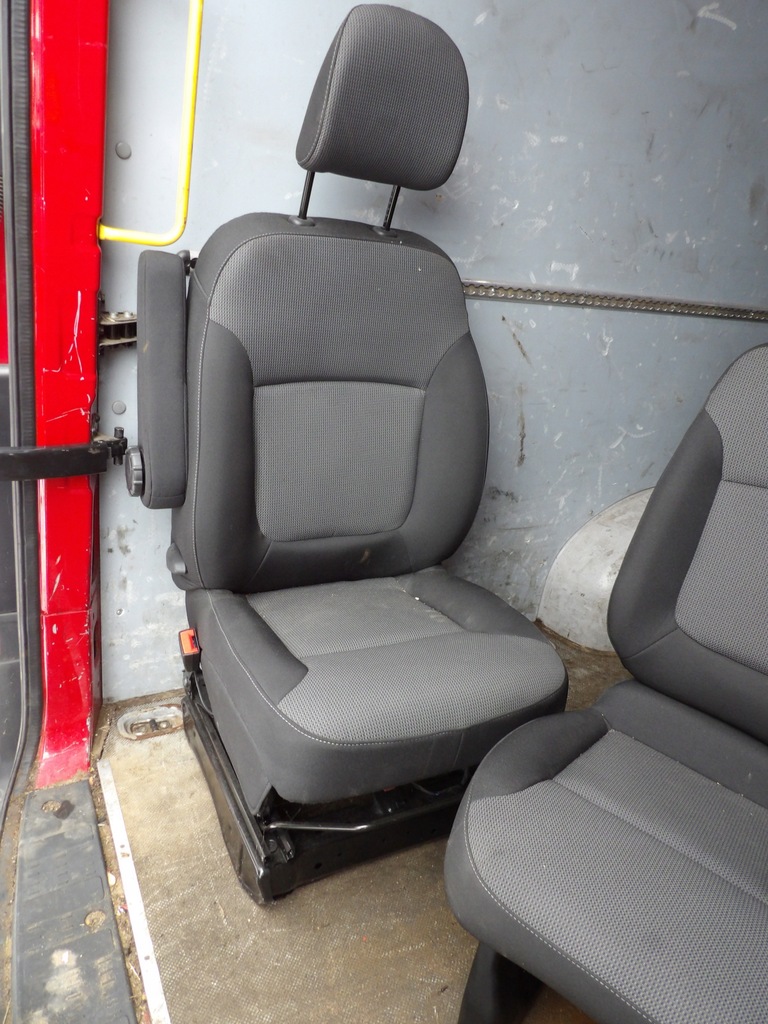 фото №1, Сидіння сидіння водій пасажир renault trafic 3/4