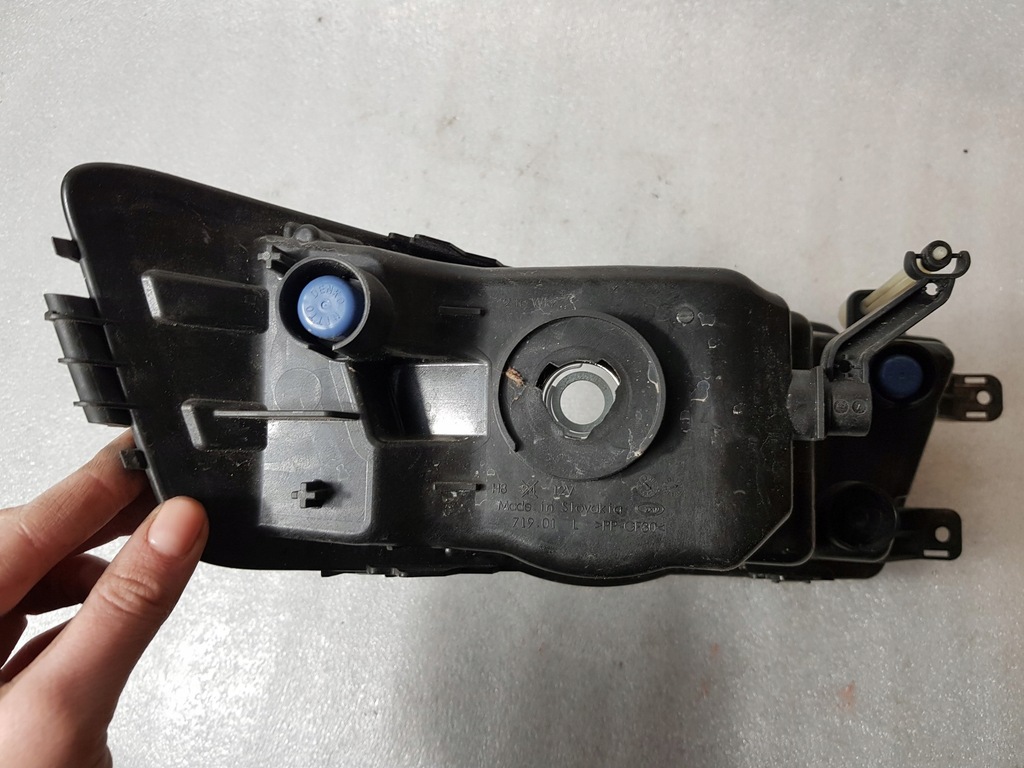 фото №8, Левый противотуманная фара skoda rapid 5ja941701