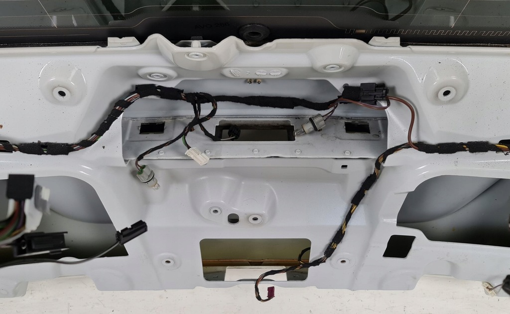 фото №8, Кришка багажника задня скло 650 mercedes w212 kombi