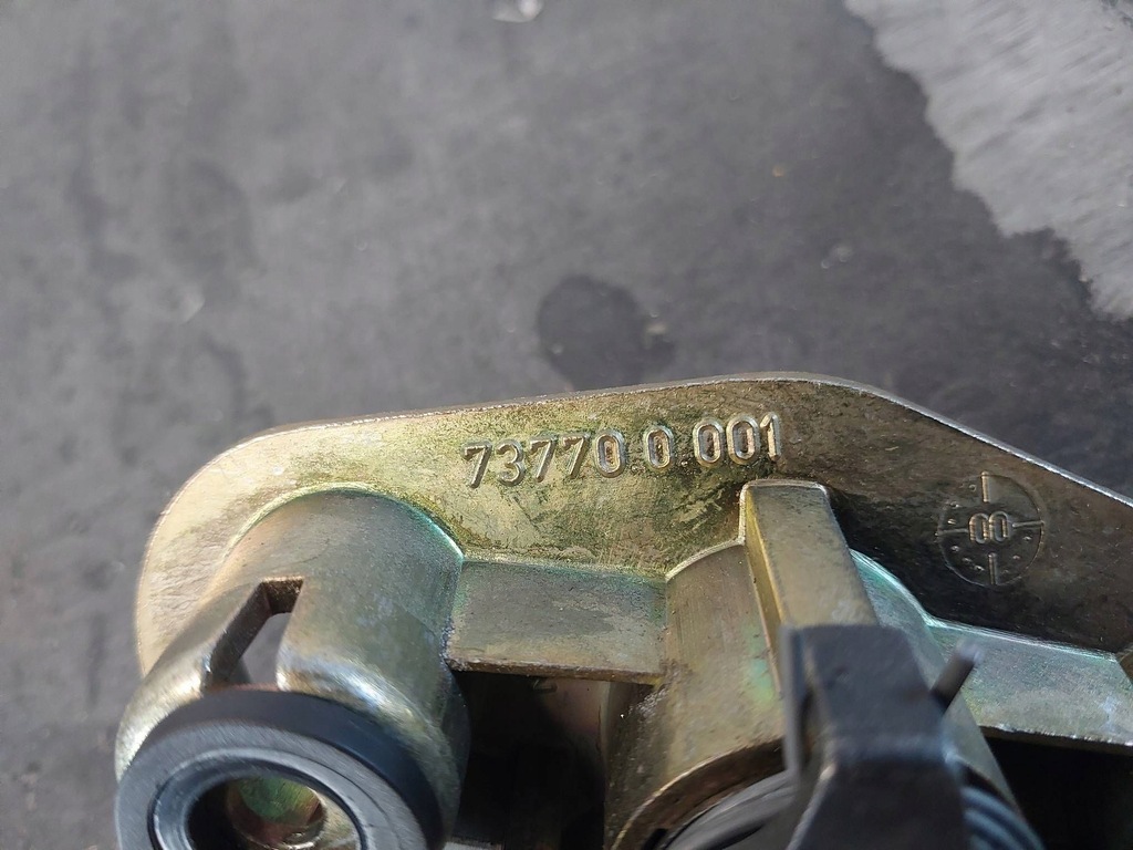 фото №6, Замок крышки задний / багажника volvo s60 sedan 9203514 737700001