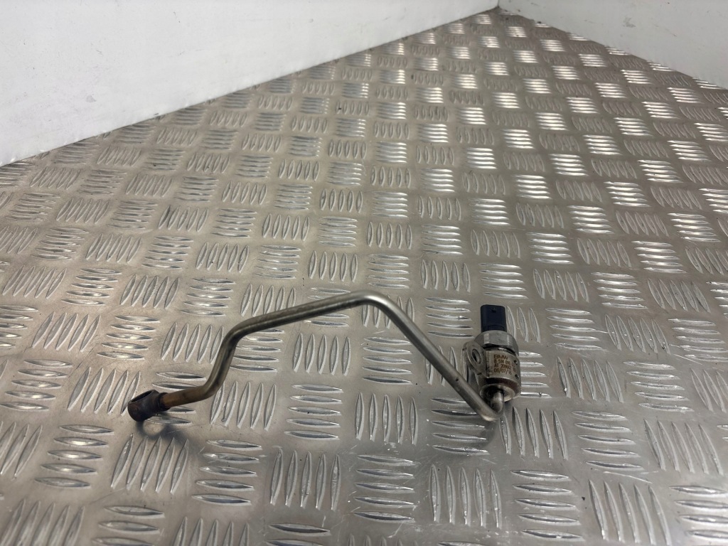 фото №1, Bmw 2 f46 2016 датчик давления выхлопных газов