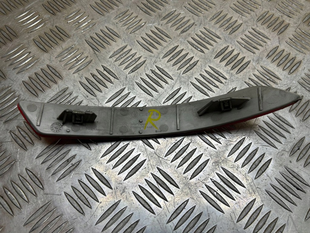 Фонарь  отражающий задние правое bmw 6 f06 f12 f13 7210588 Недорого