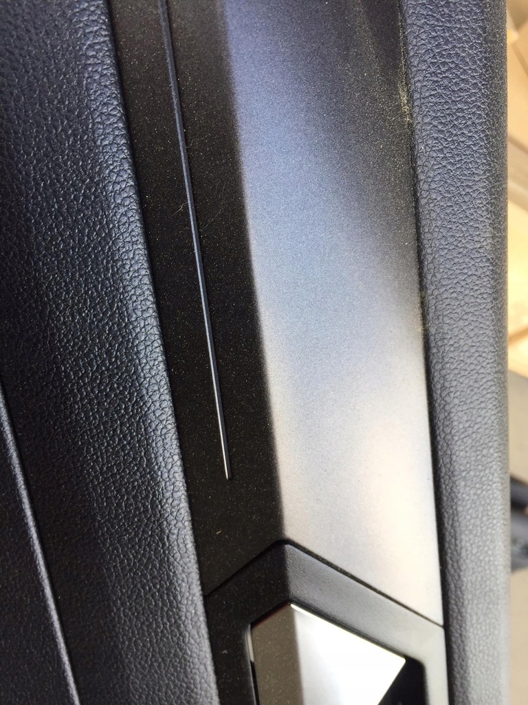 фото №3, Vw t roc обшивки обшивка двері матеріал перед led