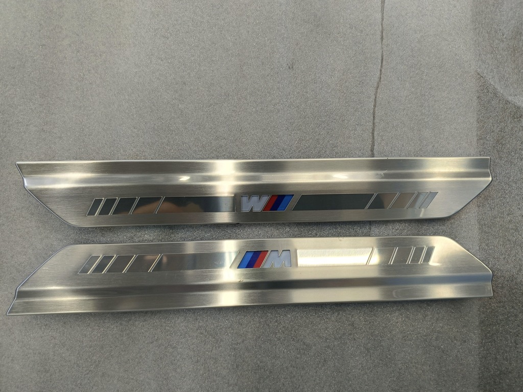 фото №10, Накладки пороговые накладки m bmw i7 7 g70 idealne !!! подсвечиваемые