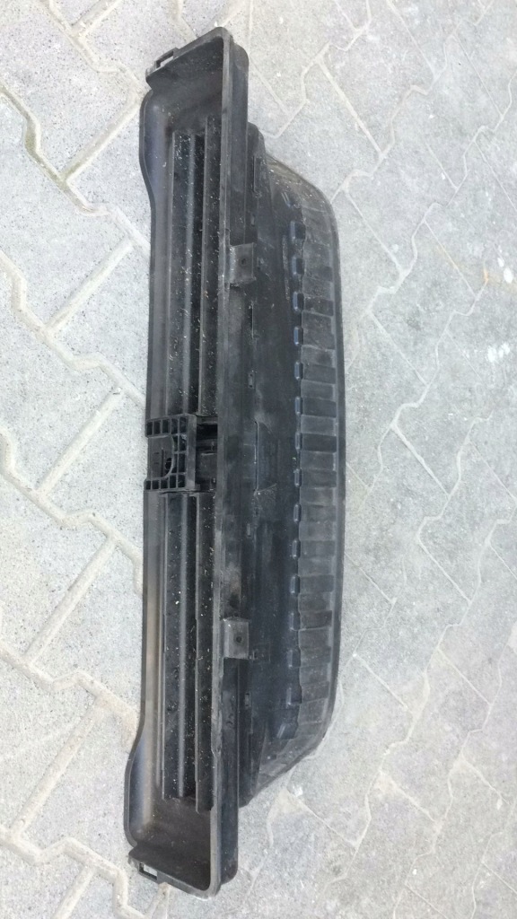 фото №1, Hyundai i40 2011- жалюзи впуск воздуха