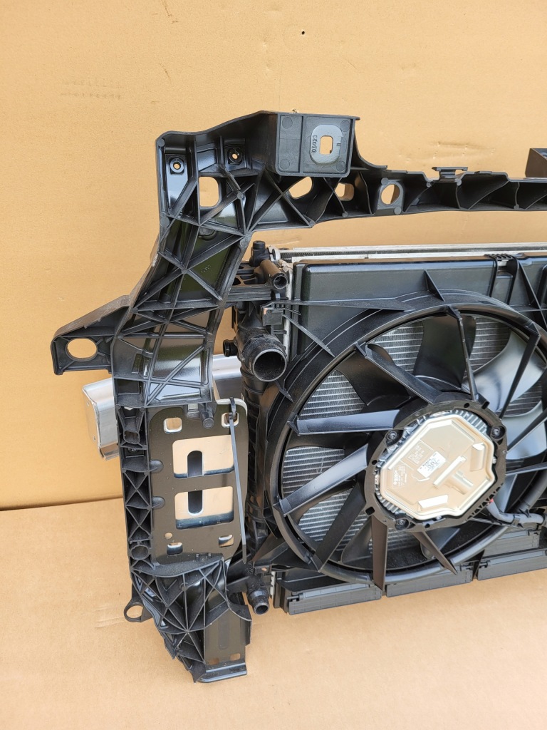 Комплект радіатор ремінь передній вентилятори audi q8 3.0 tdi quattro в Україні