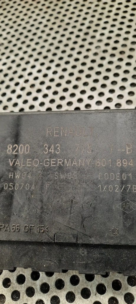 фото №3, Модуль парковки 82003437 renault master