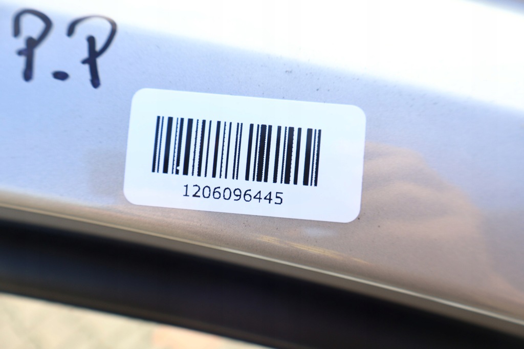 фото №8, Volvo xc60 ii чверть права перед 735-15