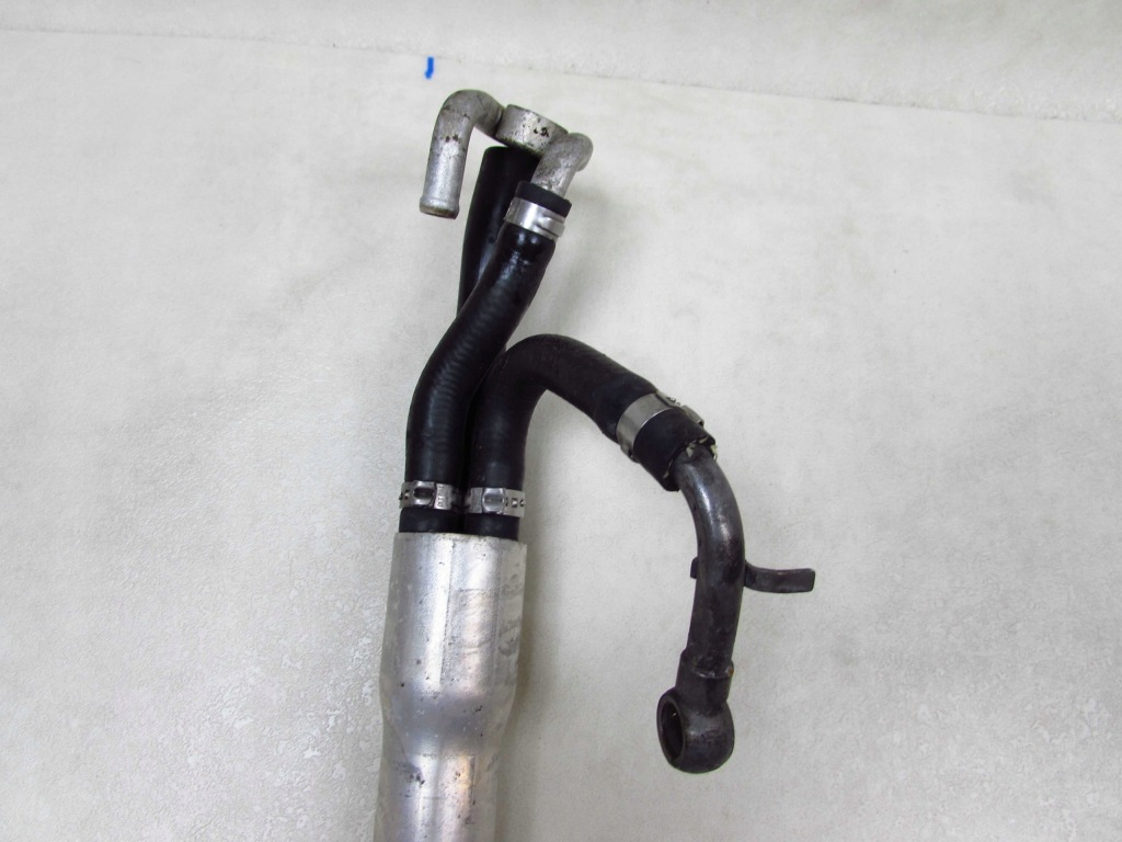 Volvo xc90 2.9 t6 пабтрубок  шланг трубка топлива воды 30731004/001 магистраль в Украине