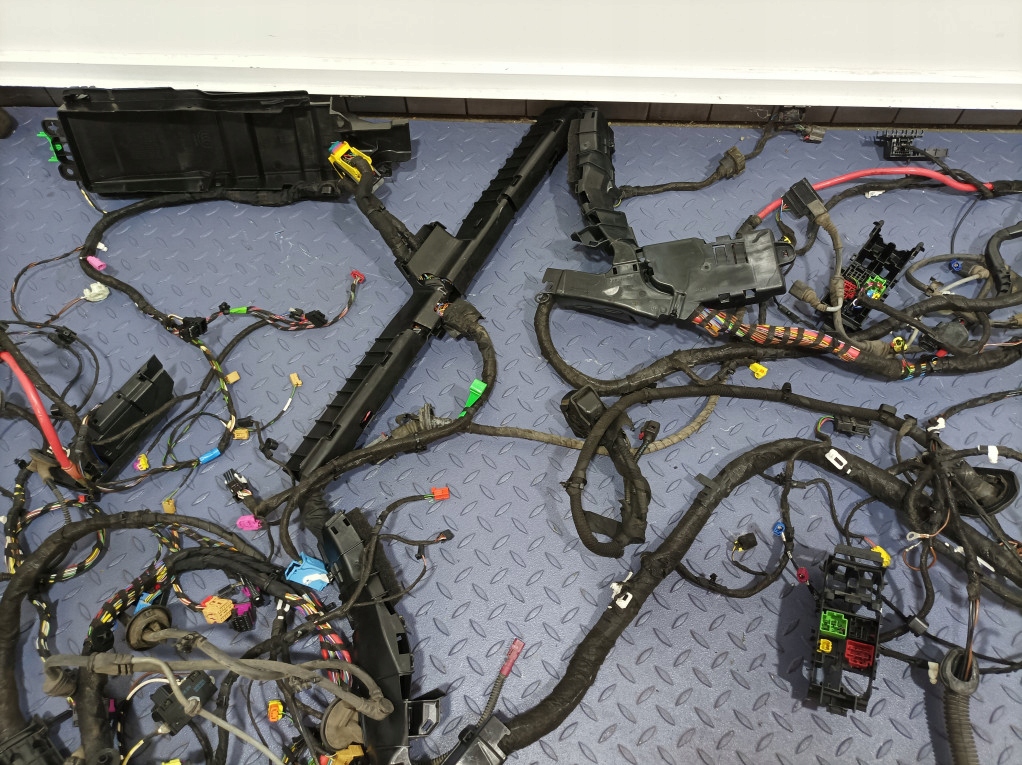 фото №12, Audi a5 f5 8w 3.0 tdi 218km электропроводка электрическая eu