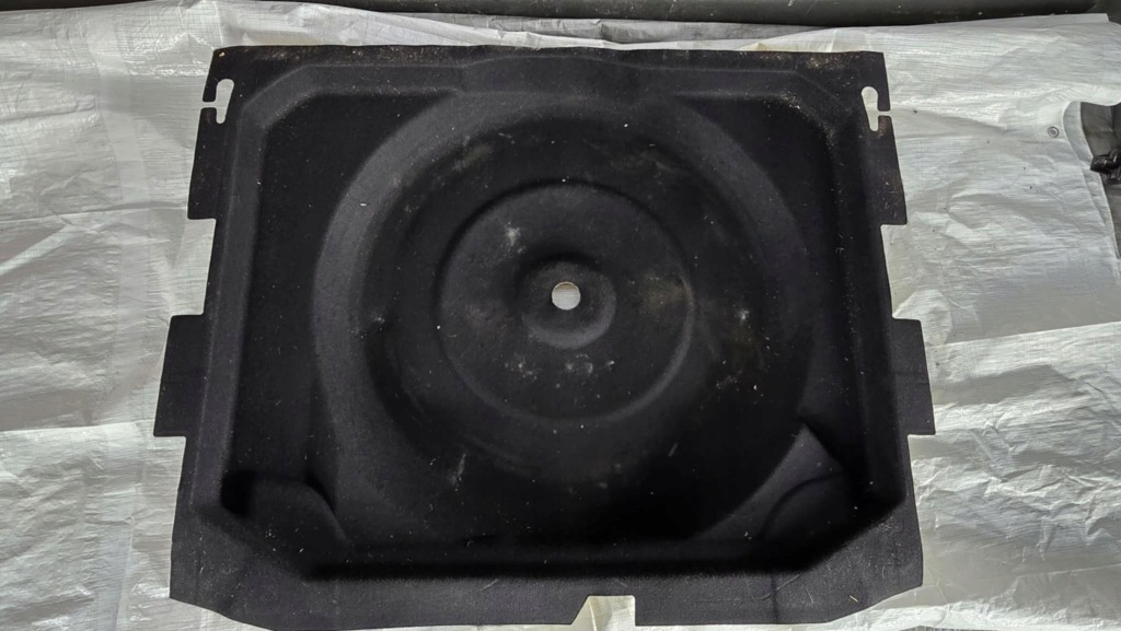 фото №1, Обшивка багажника peugeot 3008 ii 98100463zd