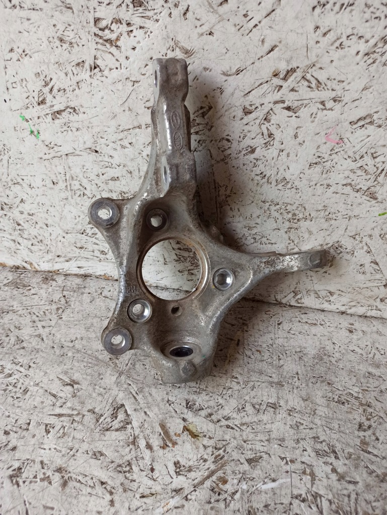 фото №1, Hyundai kona ev поворотный кулак правая правый перед