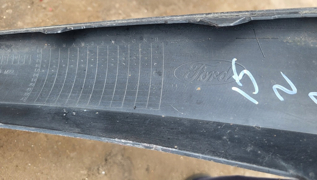 фото №12, Спойлер бампера перед накладка нижняя решётка ford focus 3 iii mk3 lift оригинальный номер