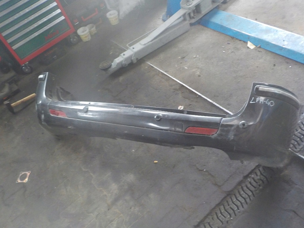 фото №1, Lancia phedra 2.0d бампер задня