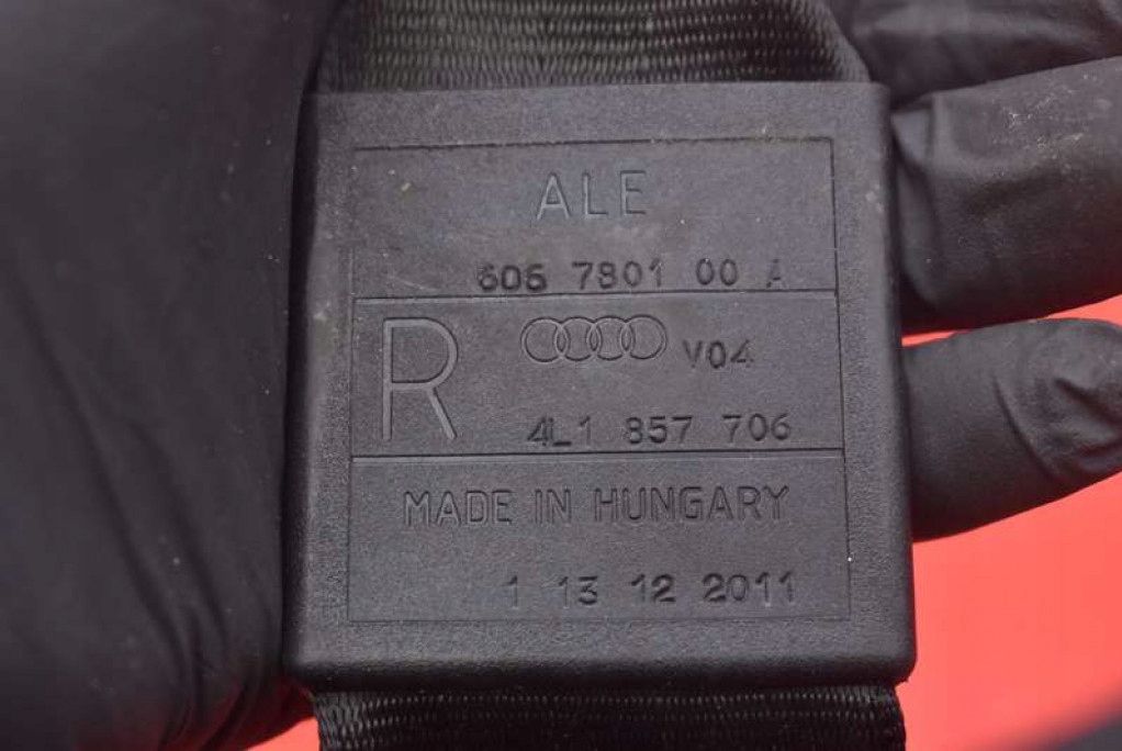 фото №9, Pas безопасности правый перед 4l1857706 audi q7 4l lift 08-15