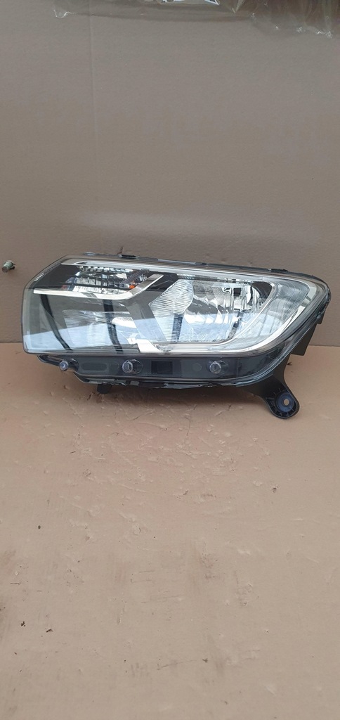 фото №1, Лампа левый перед передняя led dacia sandero ii lift 260609154r