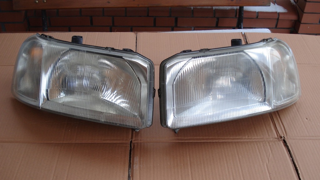 фото №1, Лампи передні комплект l+p land rover freelander europa