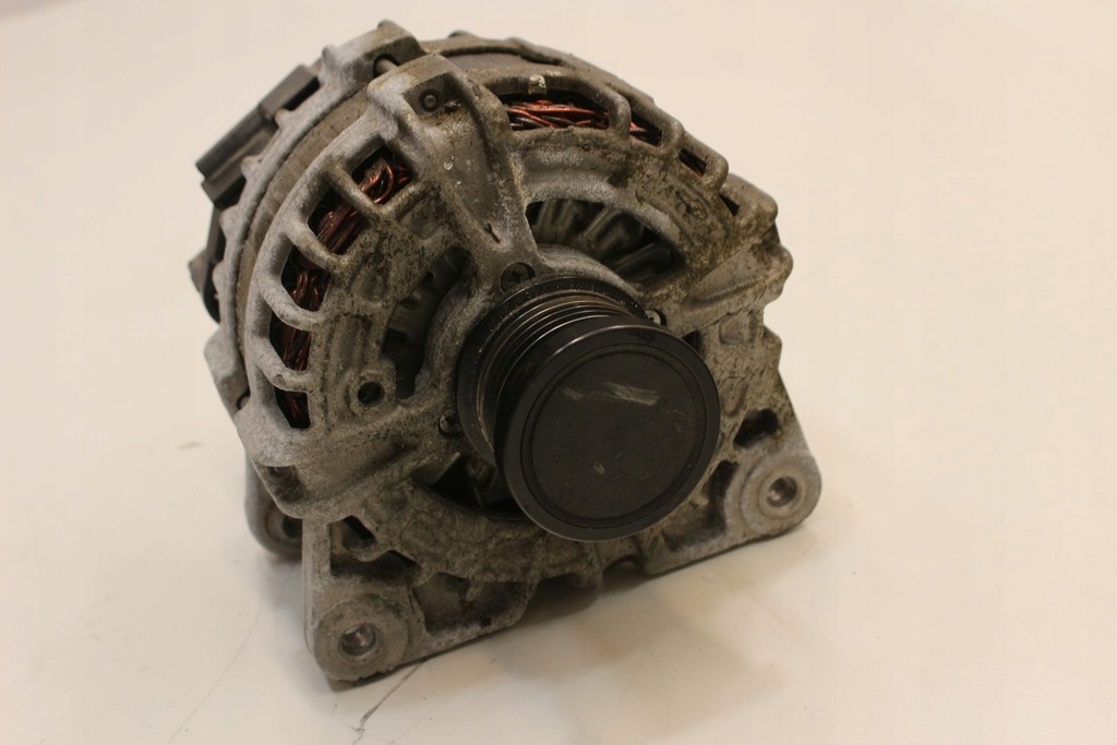 фото №6, Генератор 231007518r dacia duster ii lift 1.2 1.3 tce