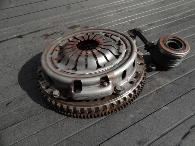 фото №1, Dacia logan 2019 lift 1,0 sce сцепление полный