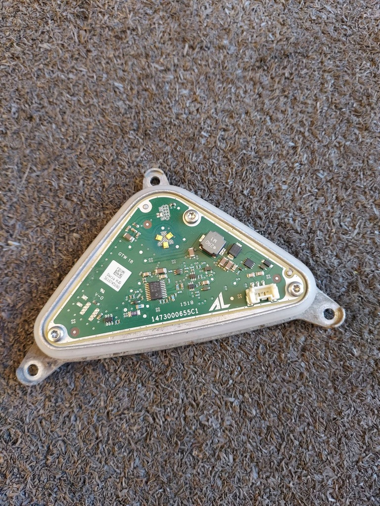 фото №1, Часть фара перед dacia duster ii 13w43300