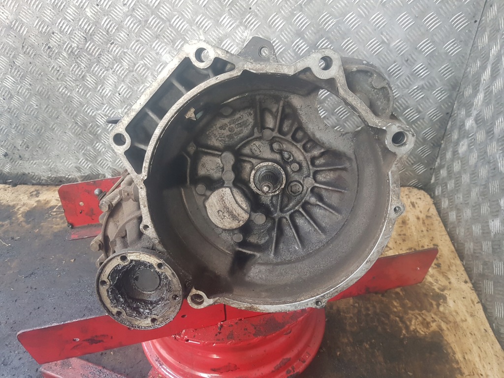 фото №1, Коробка передач передач механическая volkswagen golf 2