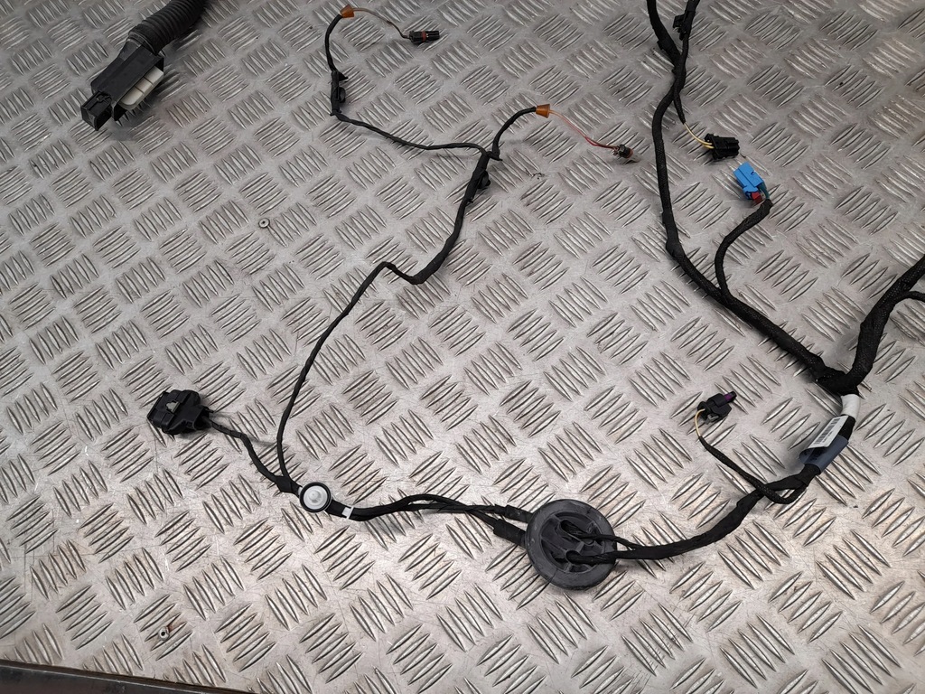 фото №6, Audi a4 s4 b9 8w0971030al правая проводка трубопровод