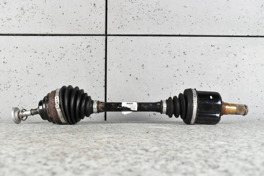Купити Bmw 2 f45 f46 x1 f48 x2 f39 f60 привідний вал привідна лівий перед ліва 8611939