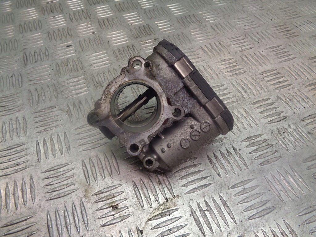 фото №3, Дроссельная заслонка renault vel satis 2.0 dci 8200330810