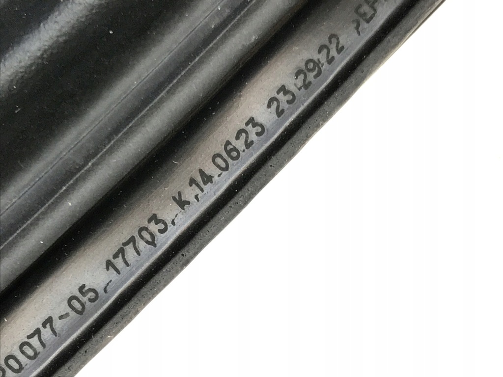 фото №8, Bmw 2 f45 прокладка двері правий лівий перед 7420077