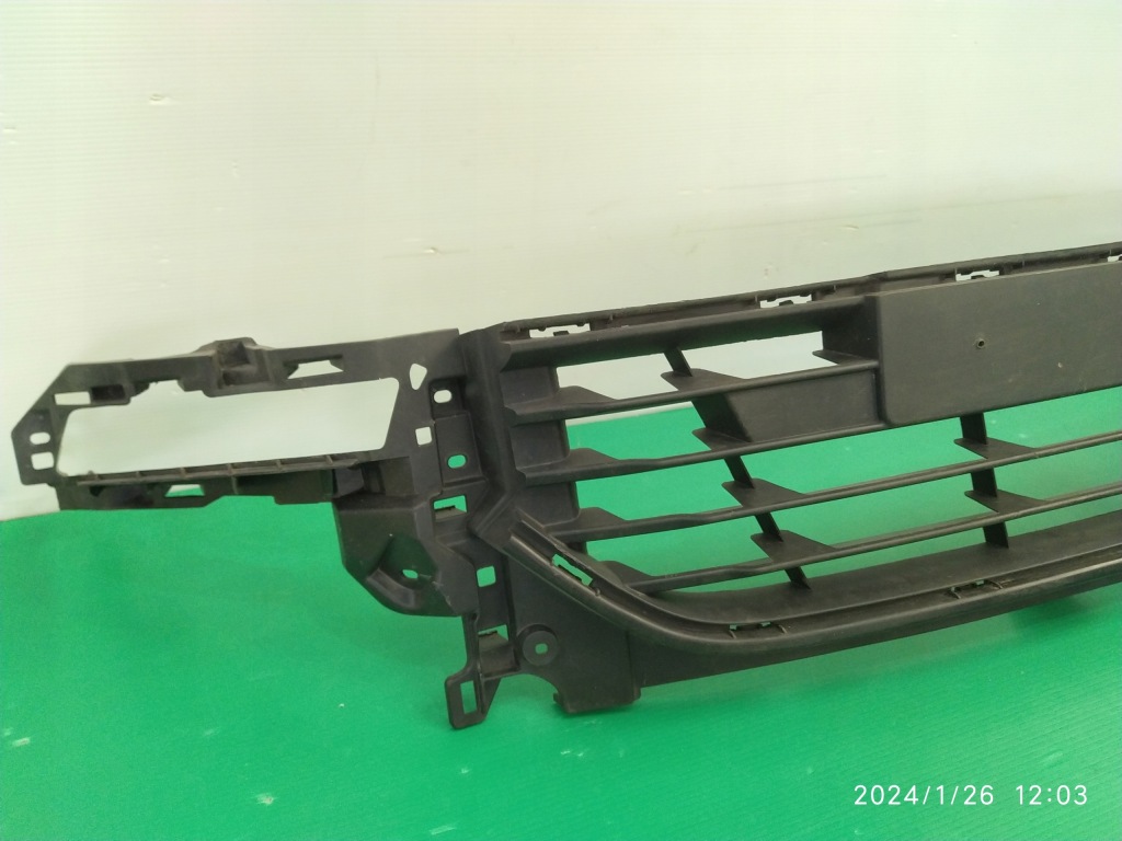 Решётка бампера перед renault clio iv 4 2013-2018 628169950r Цена