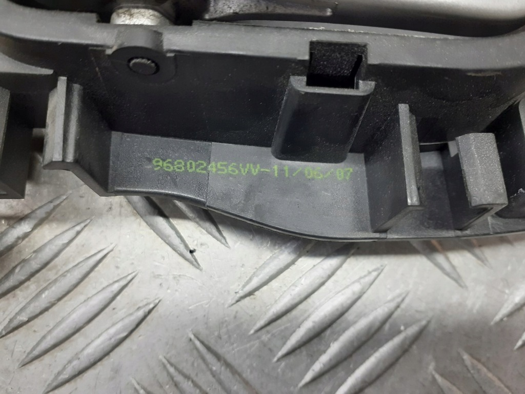 фото №3, Ручка ліва задня внутрішня peugeot 207 1.4 96802456vv