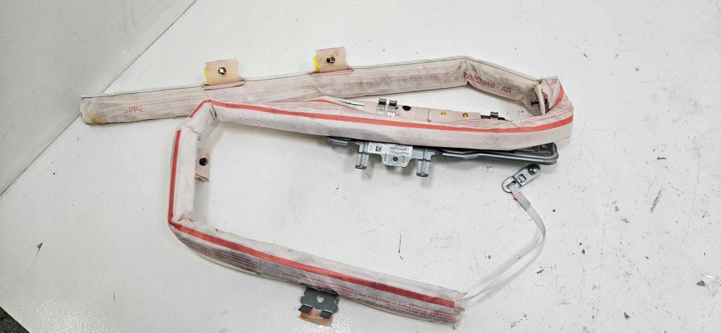 Купити Шторка безпеки права подушка безпеки bmw f11 85914341907